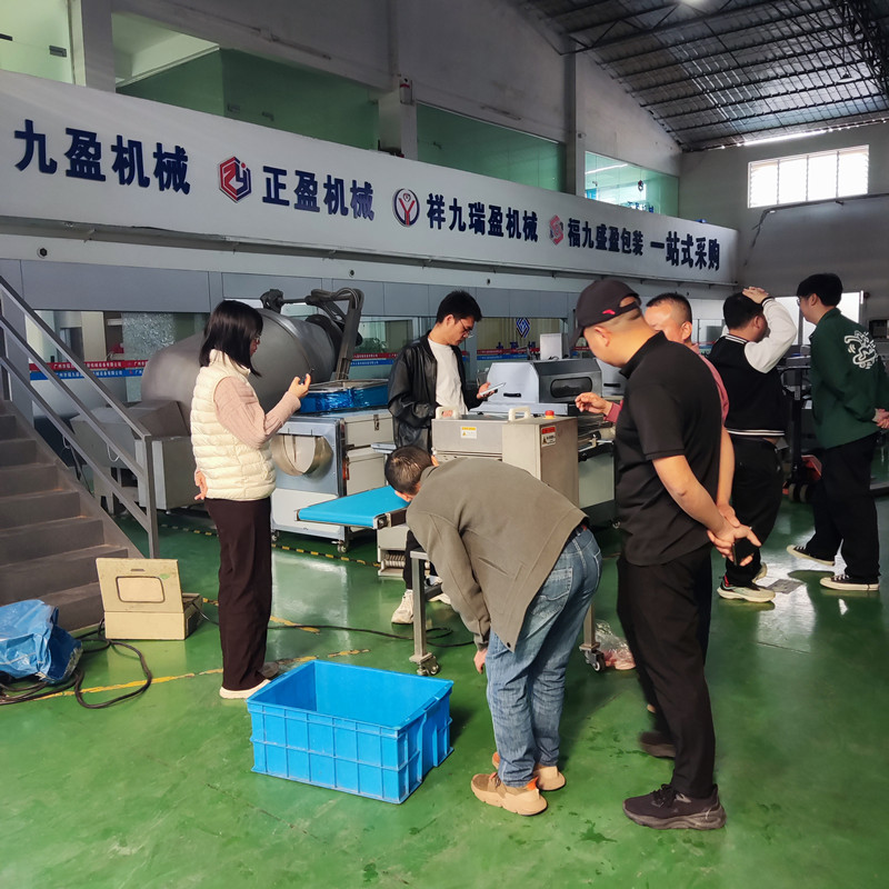 食品機(jī)械廠開(kāi)門(mén)紅